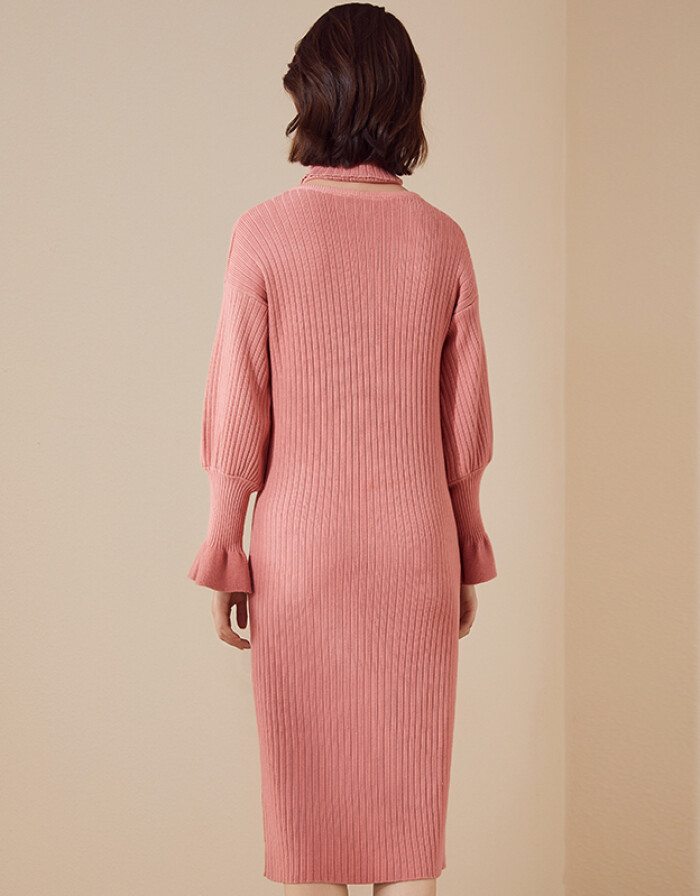 尚都比拉 荷叶边纯色毛织连衣裙女2018秋冬女装新品通勤OL简约 JDW84L0422621 藕粉色 XL