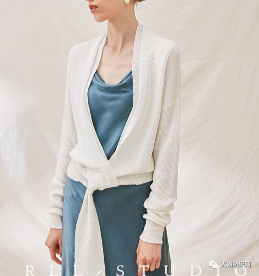 名企服饰 群信毛织厂 专业服装